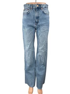 Pull & Bear Women's Blue Medium Wash High Rise Straight Leg Denim Jeans Pants 4